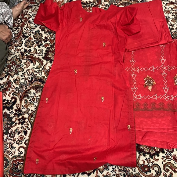 Indian clothes - Picture 2 of 2